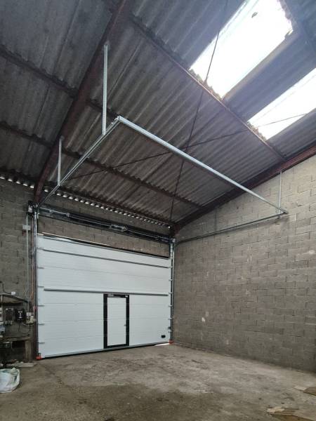 Pose et installation de Porte de garage sectionnelle Bordeaux